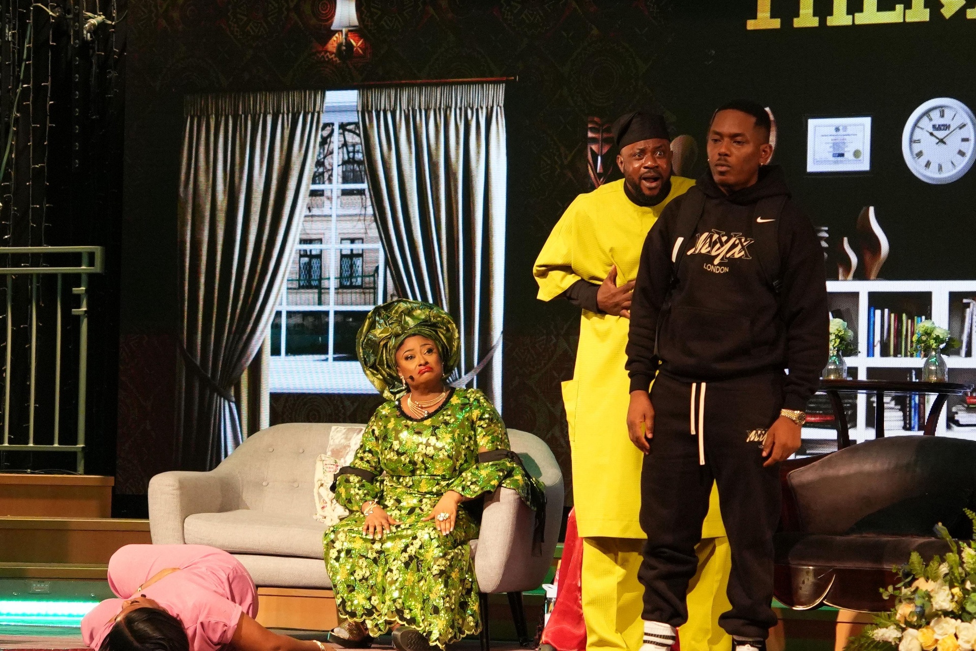 Full Scene, Four Leads